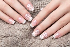 White Nail Art