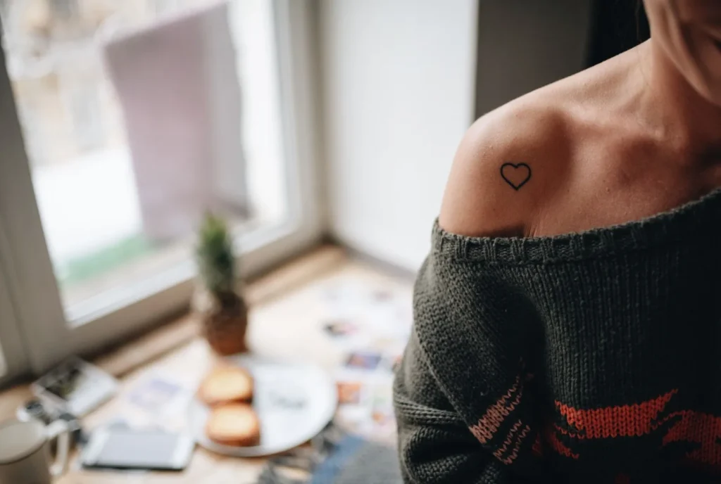 Small and Minimalist Shoulder Tattoos for Women