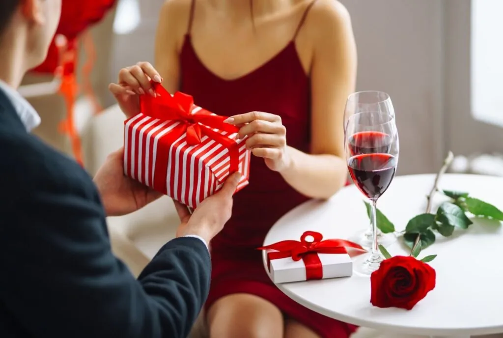 Valentine gift ideas for new relationships